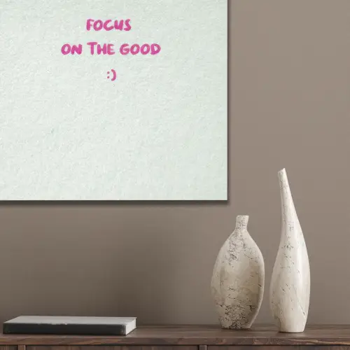 Focus - Beige - Roze - Smiley PET vilt klein -sfeer6_closeup