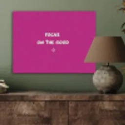 Focus - Smiley - Roze PET vilt klein -sfeer2