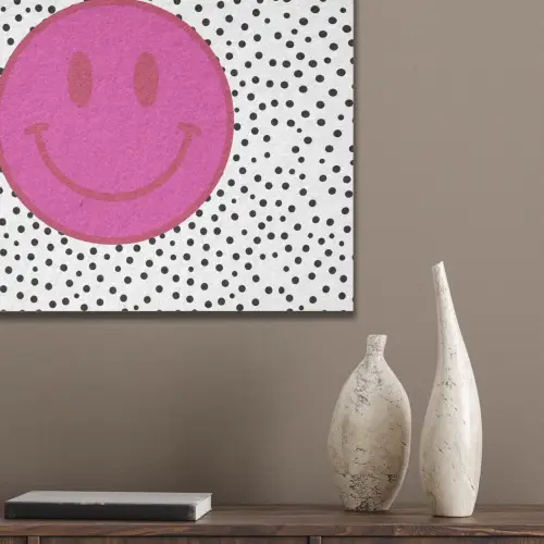 Smiley - Roze - Stippen PET vilt klein -sfeer6_closeup