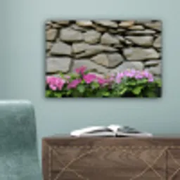 Hortensia’s - Stenen - Muur - Bloemen canvas 2cm klein -sfeer4