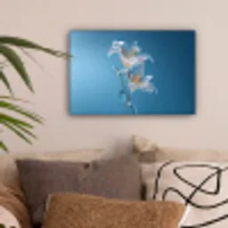Lelies - Blauw - Glazen canvas 2cm klein -sfeer1