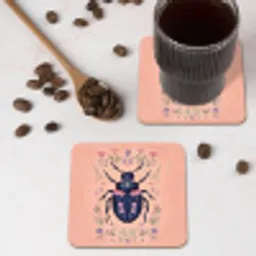 Kever - Donkerblauw - Bloemen - Sierlijk onderzetter kurk middel -sfeer2
