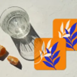 Takken - Bladeren - Minimalistisch - Blauw onderzetter kurk middel -sfeer4