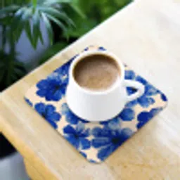 Bloemen - Blauw -Patroon - Wit onderzetter kurk middel -sfeer5