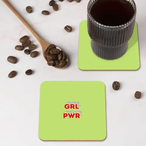 Grl pwr - Groen - Rood - 3D onderzetter kurk middel -sfeer2