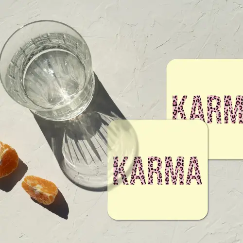 Karma - Luipaardprint - Geel onderzetter kurk middel -sfeer4
