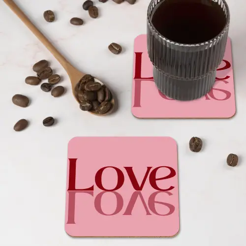 Love - Roze - Spiegeling onderzetter kurk middel -sfeer2