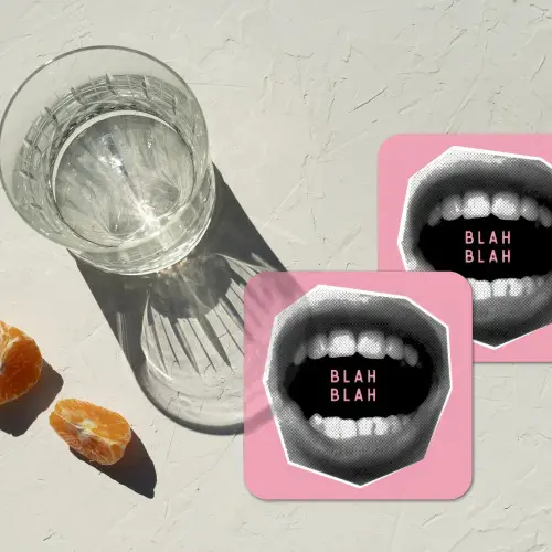 Mond - BLAH BLAH - Roze onderzetter kurk middel -sfeer4