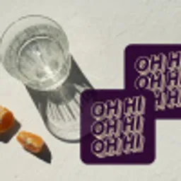 Oh hi - Paars - 3D onderzetter kurk middel -sfeer4