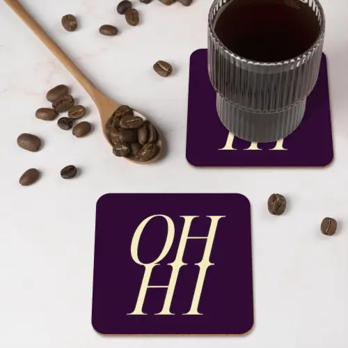Oh hi - Paars - Minimalistisch onderzetter kurk middel -sfeer2