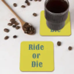 Ride or die - Geel - Blauw onderzetter kurk middel -sfeer2