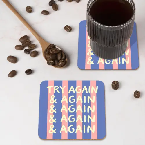 Try again - Strepen - Roze - Verticaal - Blauw onderzetter kurk middel -sfeer2