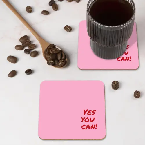 Yes you can do it - Rood - Roze onderzetter kurk middel -sfeer2