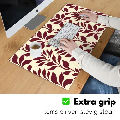 Abstract - Bladeren - Burgundy Muismat XXL klein 681 -sfeer3