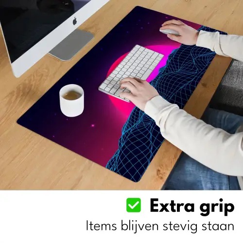 gaming-neon-landschap Muismat XXL klein -sfeer3