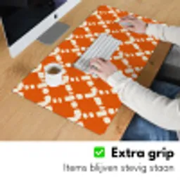 Oranje - Ruitpatroon - Wit Muismat XXL klein 681 -sfeer3