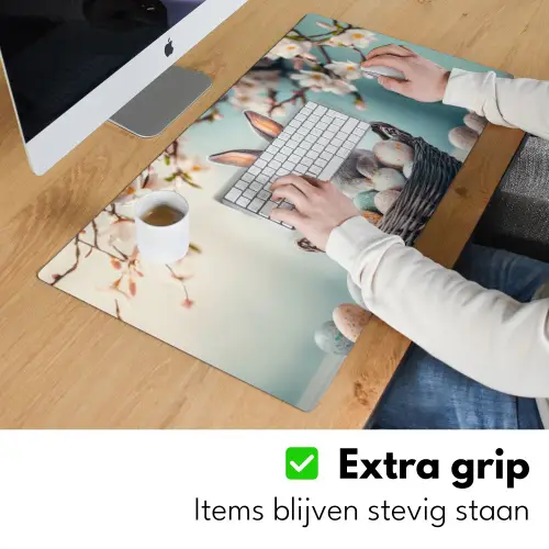 Konijn - Eieren - Mand Muismat XXL klein -sfeer3