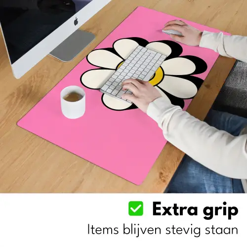 Smiley - Bloem - Roze Muismat XXL klein -sfeer3