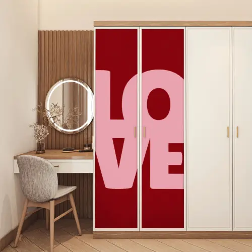 Love - Rood - Blokletters deurposter klein -sfeer3