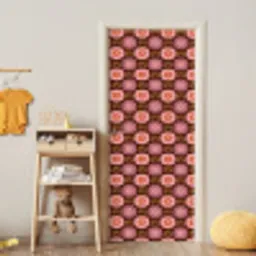 Retro - Madelief - Roze deurposter klein 289 -sfeer4