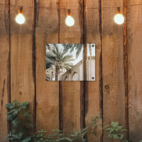 Gebouw - Palmbomen - Beige - Zon tuinposter los doek klein -sfeer1