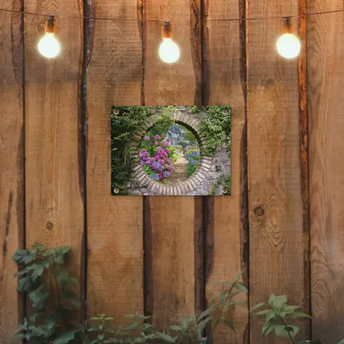 Bloemrijke tuinpoort tuinposter los doek klein -sfeer1