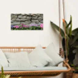 Hortensia’s - Stenen - Muur - Bloemen tuinposter los doek klein -sfeer7