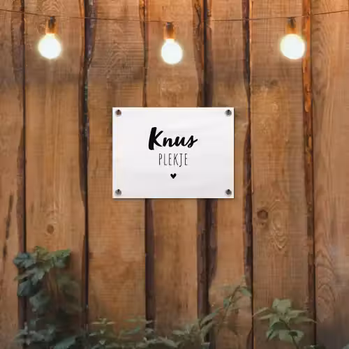 Quotes - Knus plekje - Tuin - Tekst tuinposter los doek klein -sfeer1