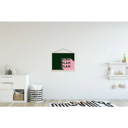 Donkergroen - Tekst - Schaduw - Grafisch textielposter latten blank klein -kinderkamer
