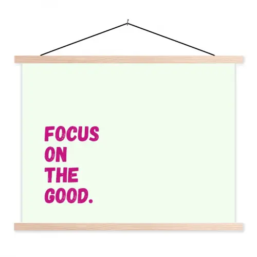 Focus on the good - Beige - Roze textielposter latten blank klein -3d