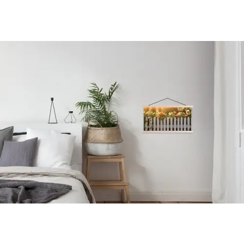 Rozen - Hek - Zonlicht textielposter latten blank klein -woonkamer
