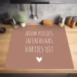 Adem kusjes in en blaas hartjes uit - Quotes - Spreuken Inductie beschermer vinyl 3mm middel -sfeer5
