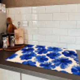 Bloemen - Blauw -Patroon - Wit Inductie beschermer vinyl 3mm klein -sfeer3