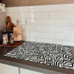 Grafisch - Lijnen - Zwart - Wit Inductie beschermer vinyl 3mm klein 276 -sfeer3