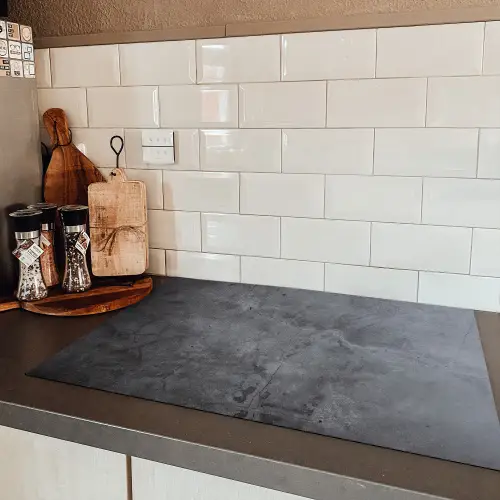 Grijze Betonscherven Inductie beschermer vinyl 3mm klein -sfeer3