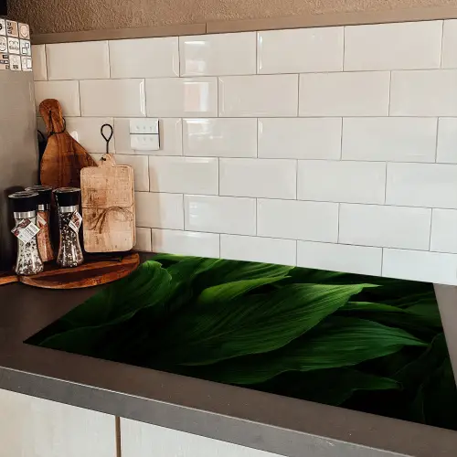 Bladeren - Schaduw - Groen - Textuur Inductie beschermer vinyl 3mm klein -sfeer3