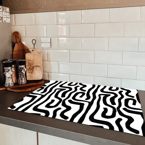 Modern - Lijnen - Zwart Inductie beschermer vinyl 3mm klein 276 -sfeer3