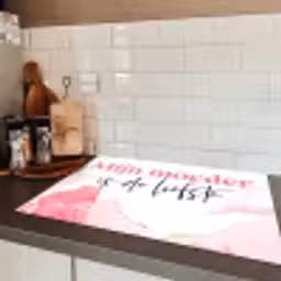 Quote - Mama - Mijn moeder is de liefste - Roze Inductie beschermer vinyl 3mm klein -sfeer3