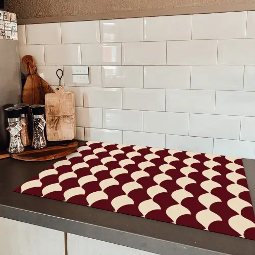 Rood - Tegelpatroon - Crème Inductie beschermer vinyl 3mm klein 276 -sfeer3