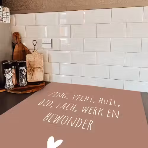 Zing vecht huil bid lach werk en bewonder - Quotes - Spreuken - Ramses Shaffy Inductie beschermer vinyl 3mm middel -sfeer3