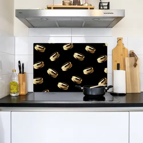 Macarons - Patroon - Goud - Zwart Inductie beschemer met haakjes klein -sfeer2