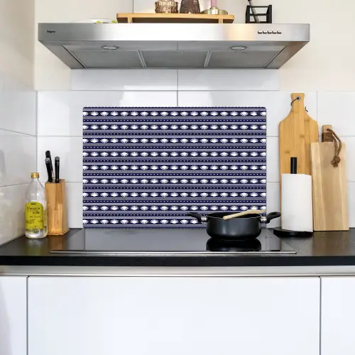 Schelp - Nautisch - Blauw - Wit Inductie beschemer met haakjes klein 777 -sfeer2