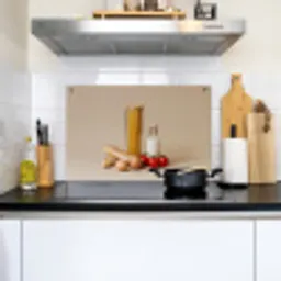 Spaghetti - Melk - Tomaten - Eieren - Brood Inductie beschemer met haakjes klein -sfeer2