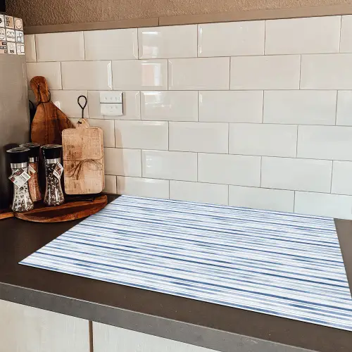 Chic - Strepen - Blauw - Wit Inductie beschermer vinyl 3mm klein 276 -sfeer3