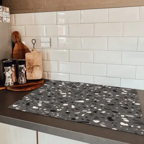 Terrazzo - Patroon - Grijs Inductie beschermer vinyl 3mm klein 276 -sfeer3