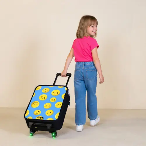 Vrolijke smileyregen Kinderkoffer - Zwart klein -sfeer1
