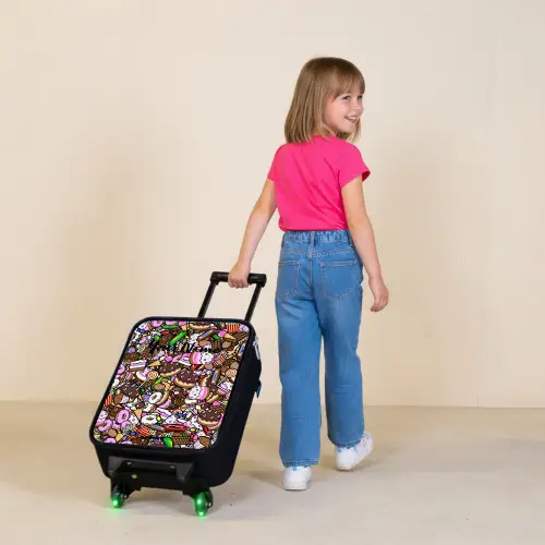 Overvol patroon met lekkernijen Kinderkoffer - Zwart klein -sfeer1
