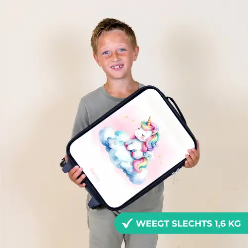 Eenhoorn met regenboogmanen op een wolk Kinderkoffer - Zwart klein -sfeer4_NL