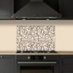 Beige - Lijnen - Donkerbruin keuken achterwand spatscherm klein 900 -sfeer1