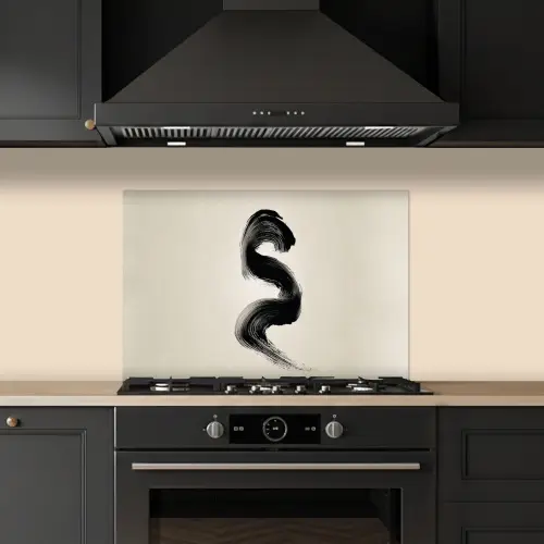 Penseelstreek - Zwart - Minimalistisch keuken achterwand spatscherm klein -sfeer1